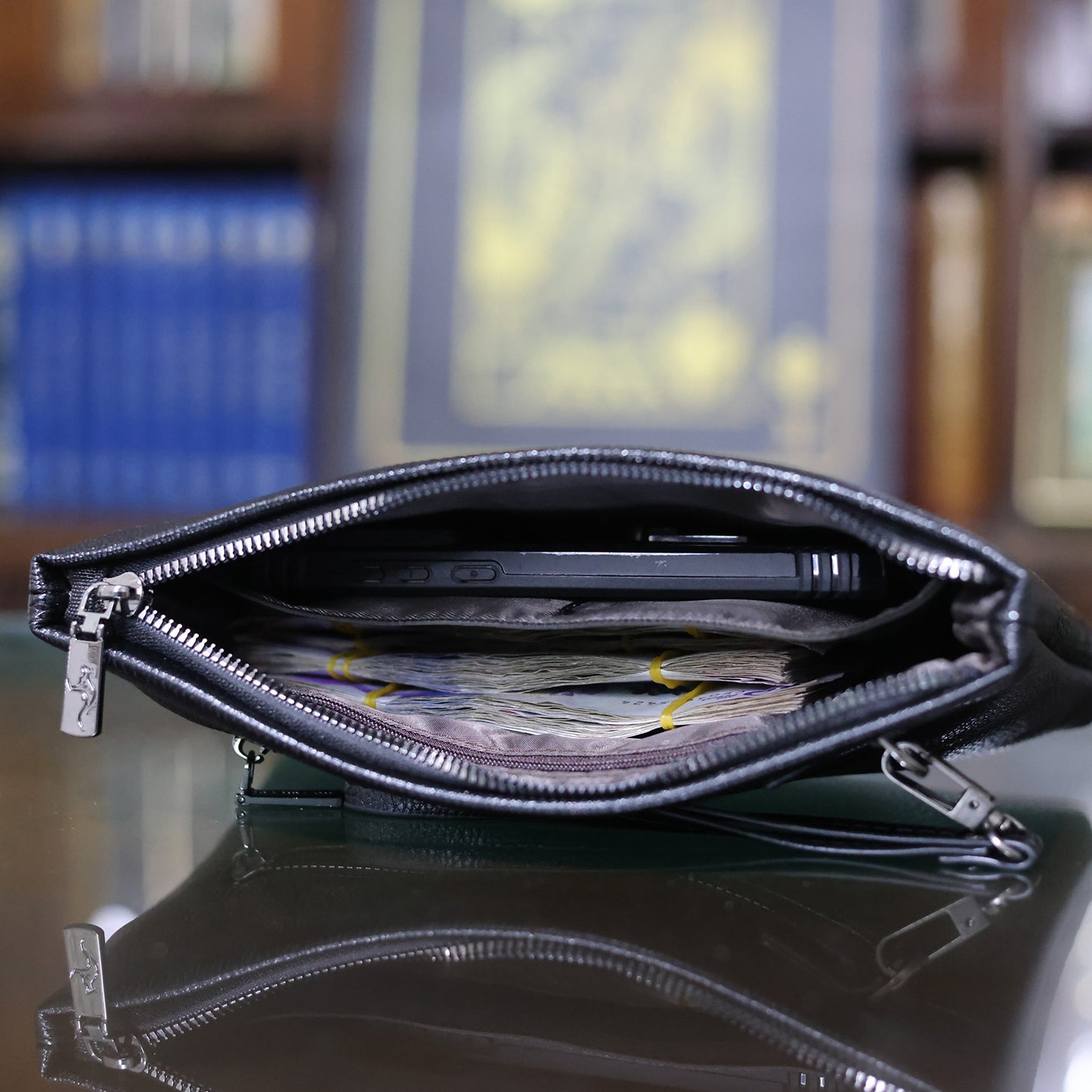 Crocodile Clutch – Embossed Leather Bag